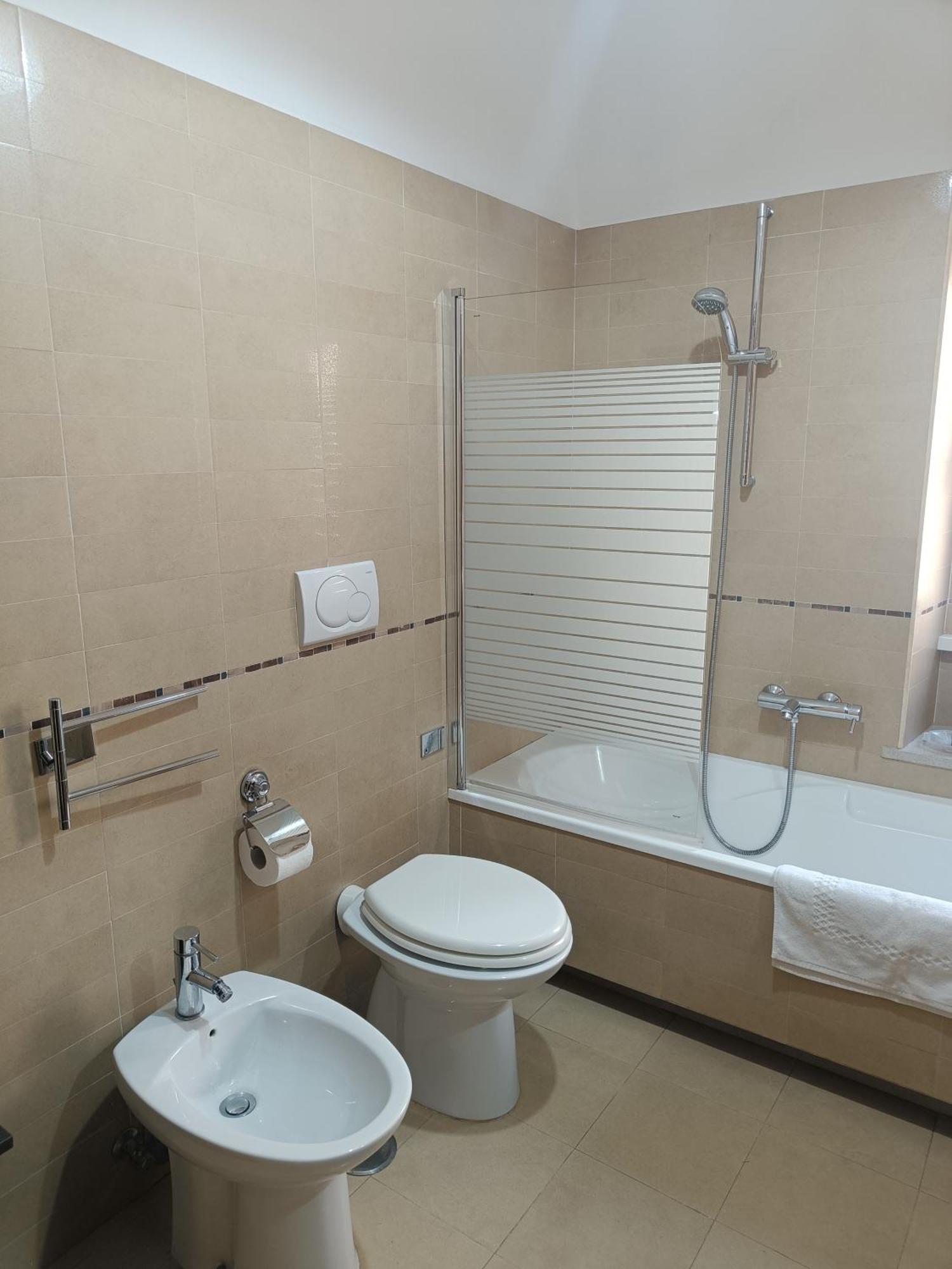 Tia Tourist Apartment 罗马 外观 照片